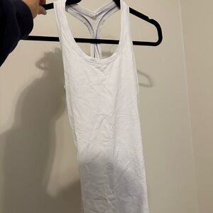 White size 4 lululemon nulu tank